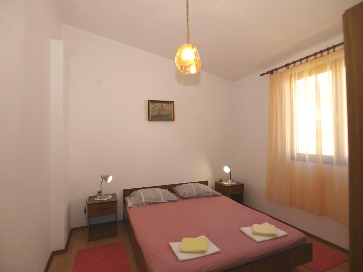 Apartmani Korljan 格拉达茨 外观 照片