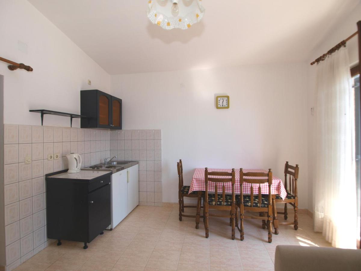 Apartmani Korljan 格拉达茨 外观 照片